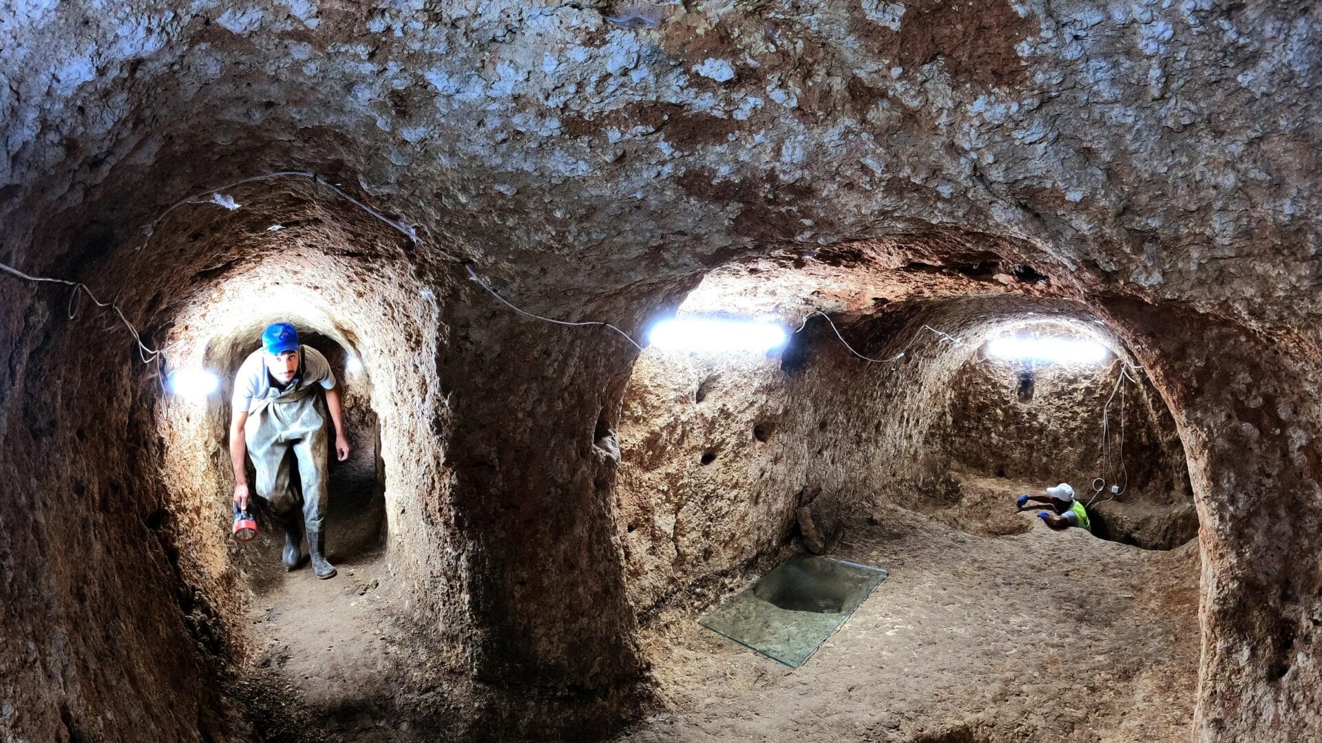 Embark on an Underground Exploration of Mammoth Cave in Kentucky